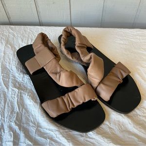 M. Gemi Gabriana Sandals Square Toe Ruched Leather Modern Stacked Heel